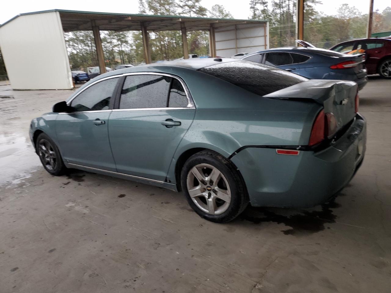 2009 Chevrolet Malibu - Image 2