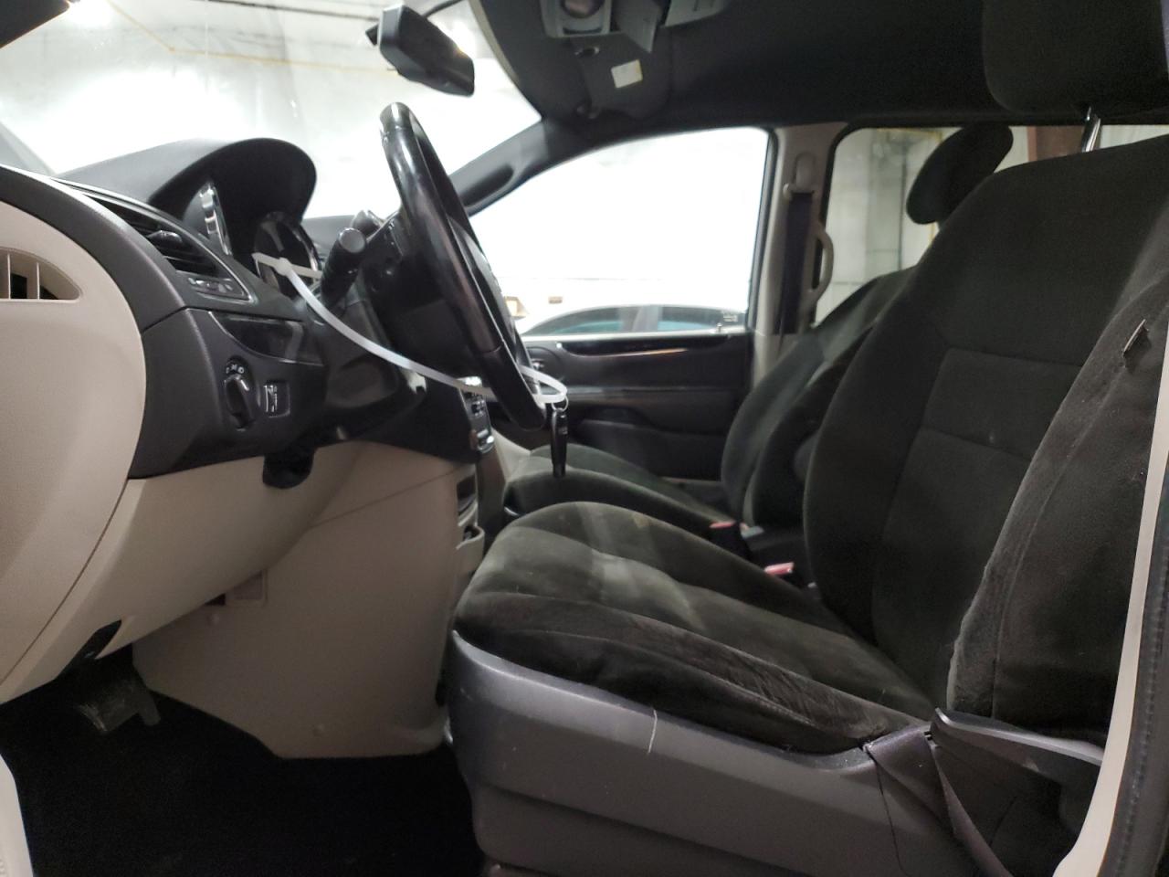 2015 Dodge Caravan - Image 7