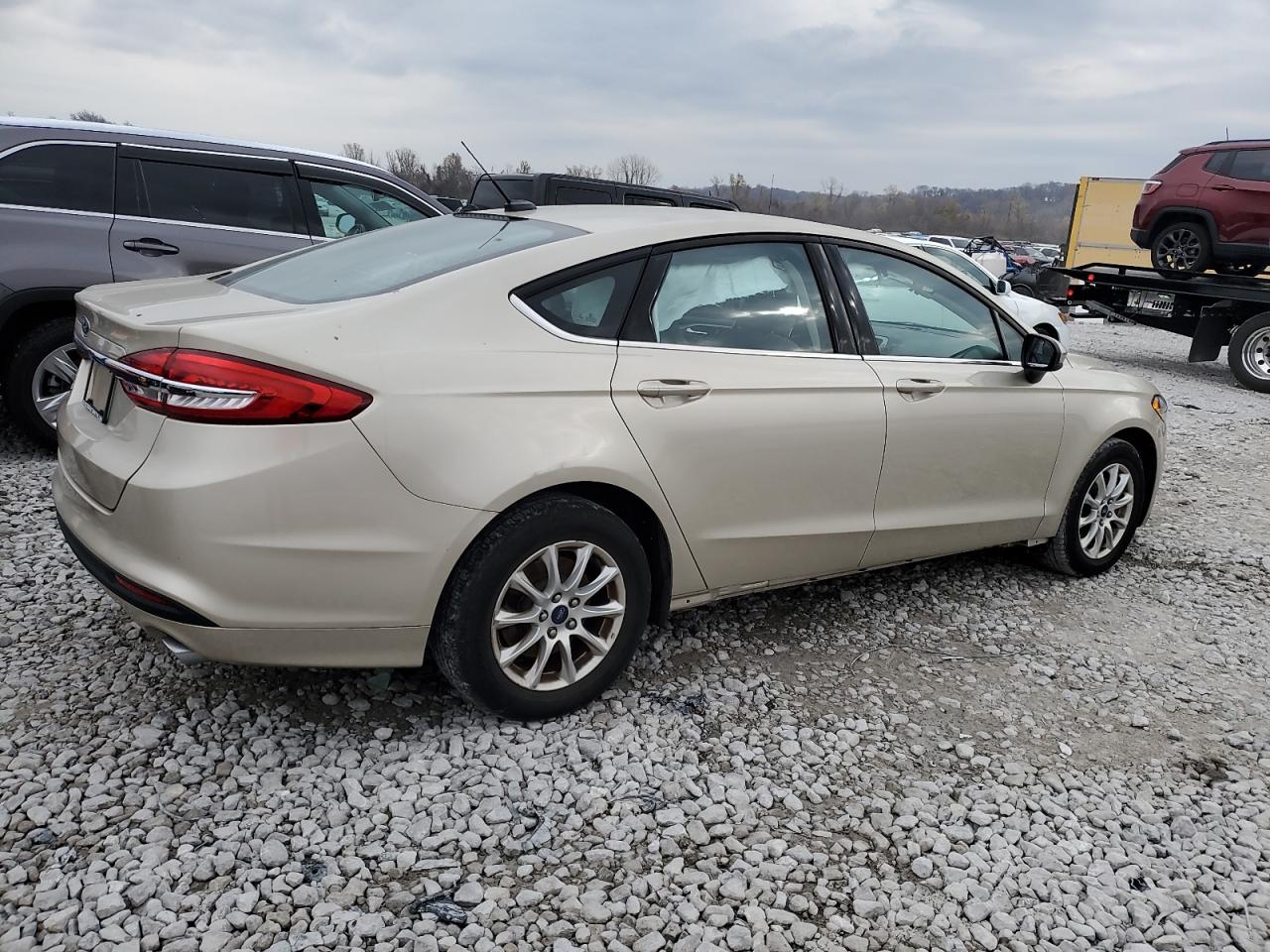 VIN 3FA6P0G77HR195010 2017 FORD FUSION no.3