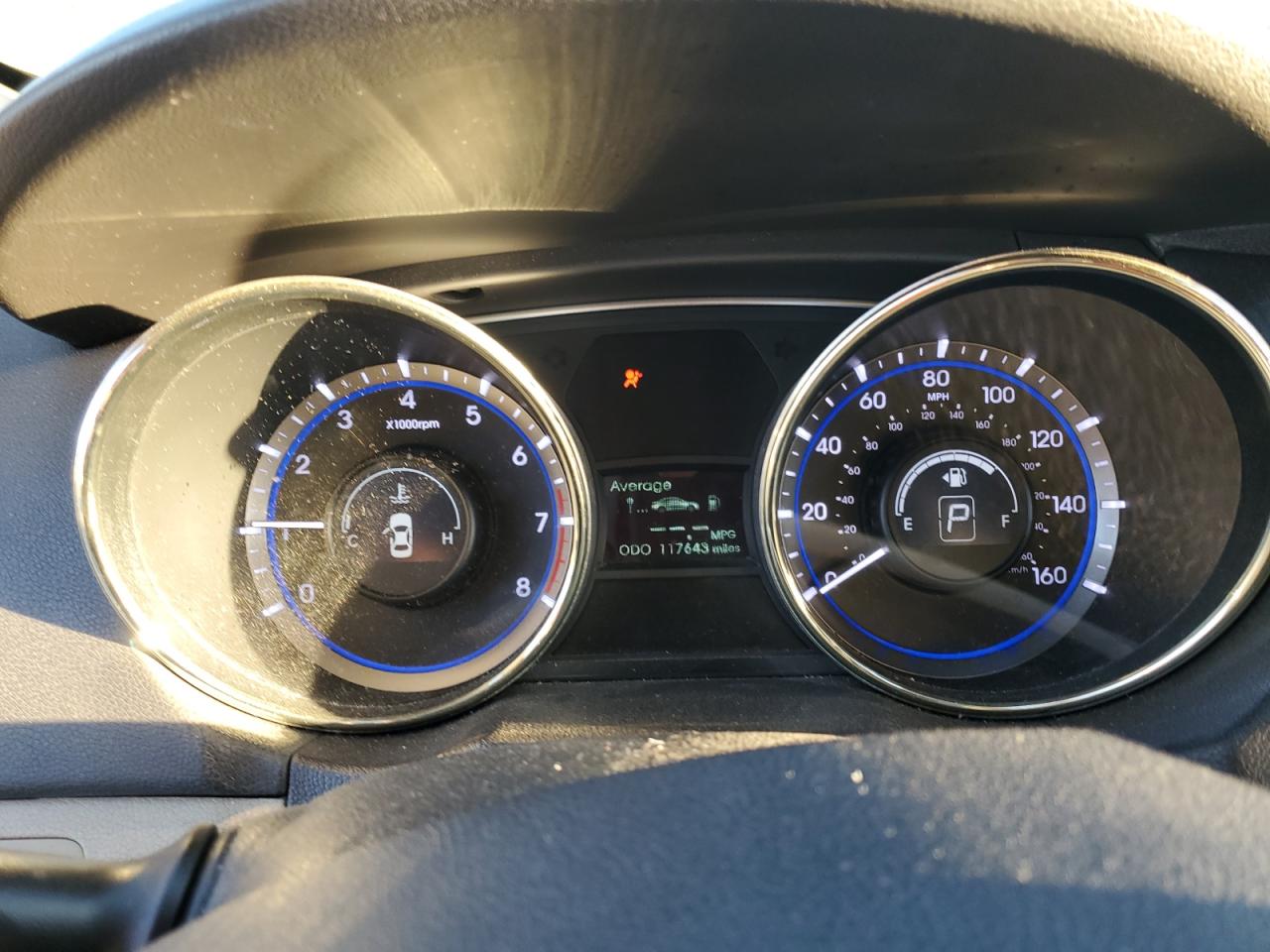 2011 Hyundai Sonata - Image 9