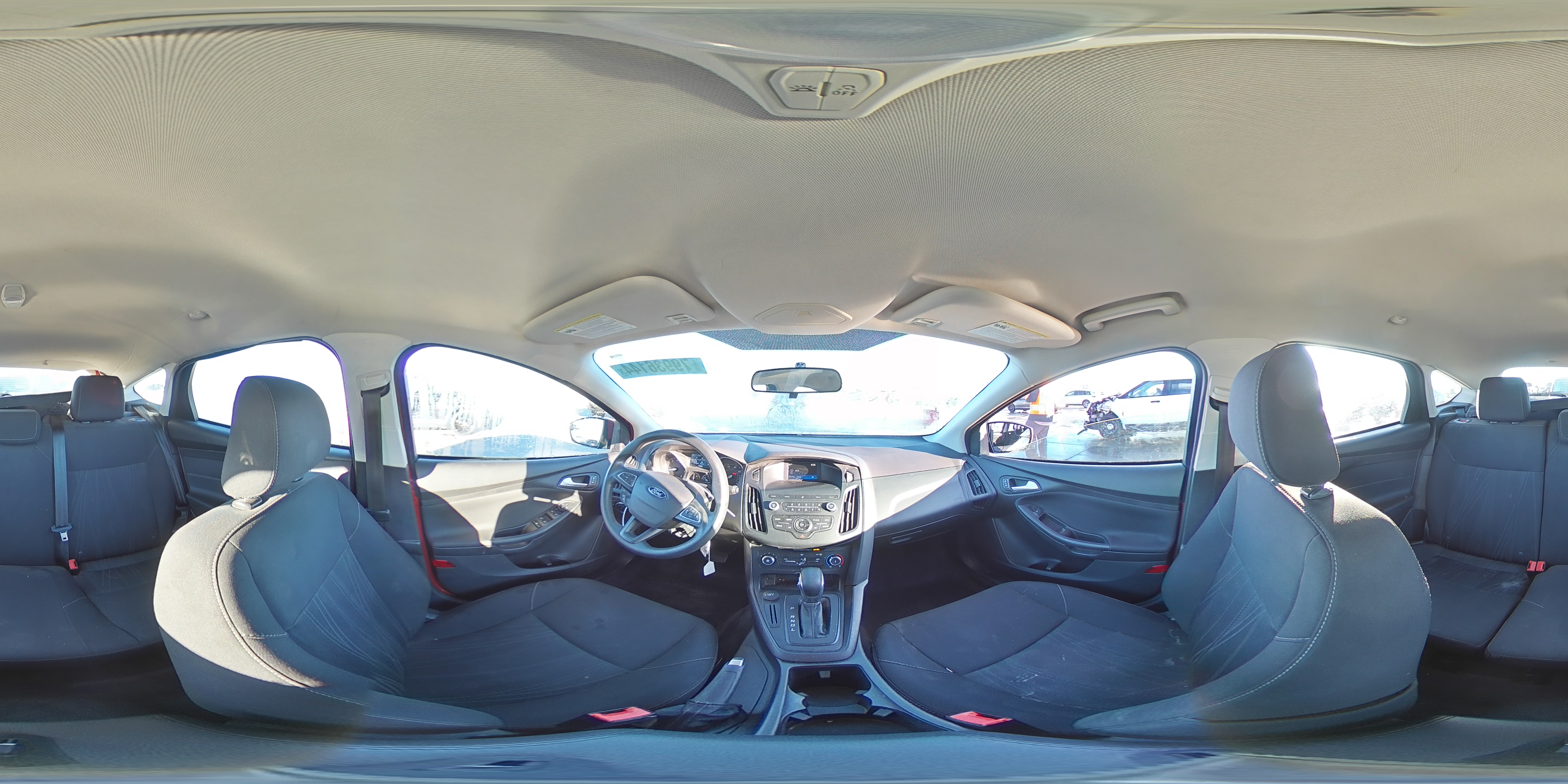 2018 Ford Focus - Image 15