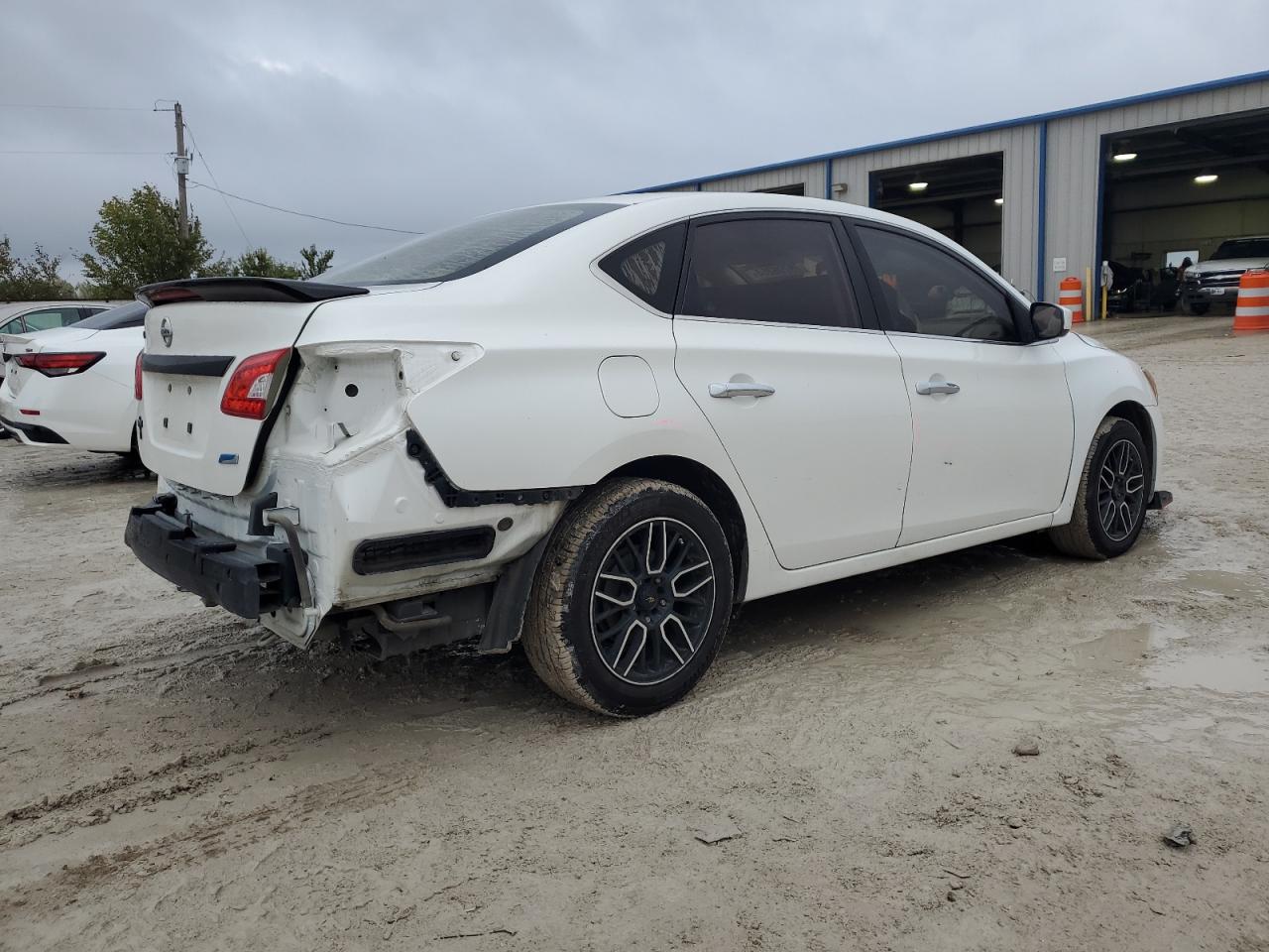 2014 Nissan Sentra - Image 3