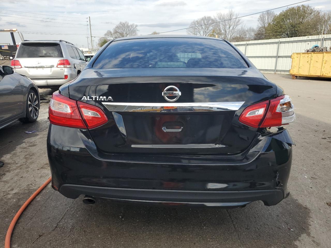 2017 Nissan Altima - Image 6