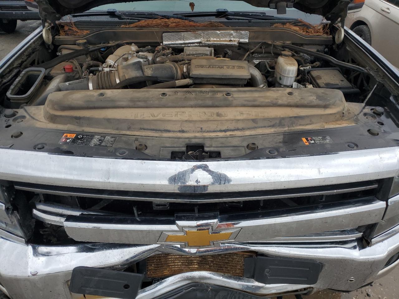 2019 Chevrolet Silverado - Image 11