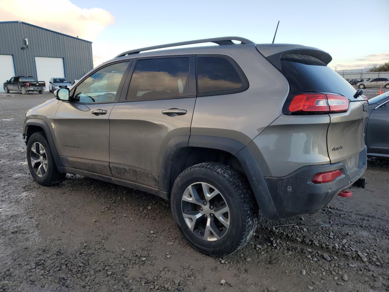 2018 Jeep Cherokee - Image 2