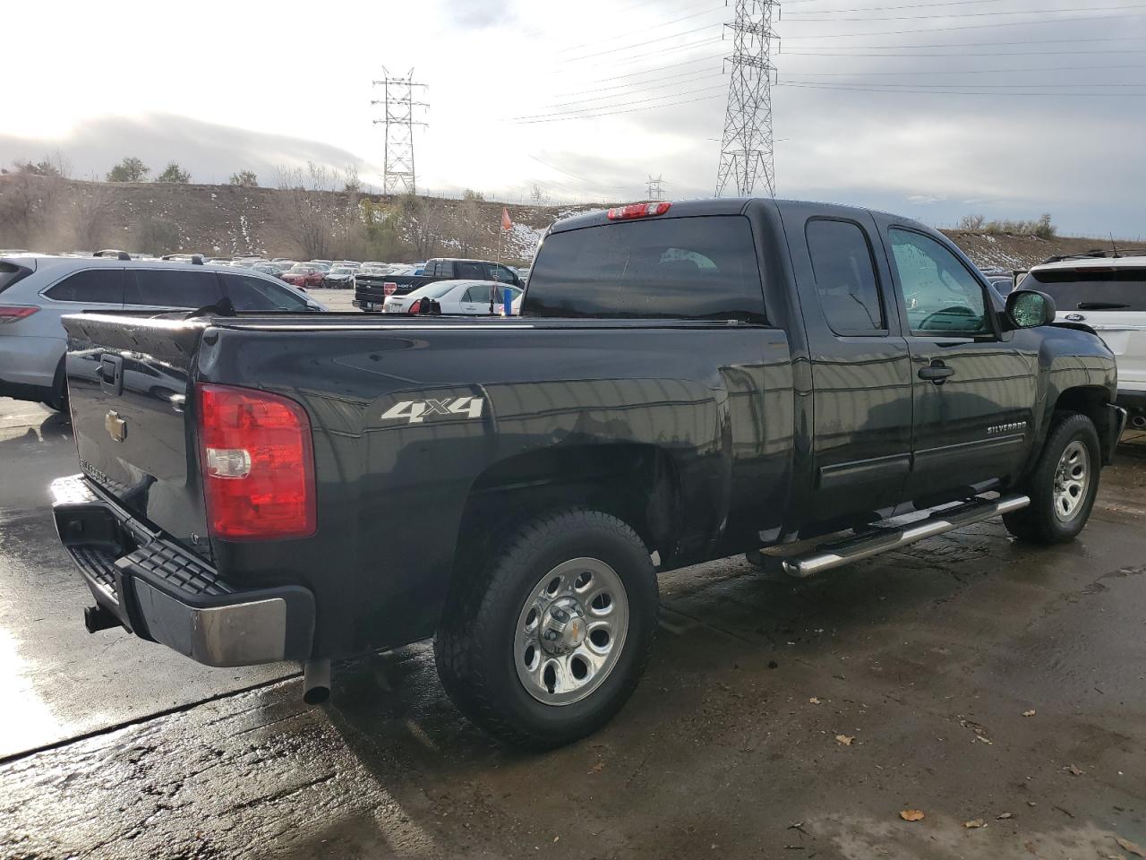 2013 Chevrolet Silverado - Image 3