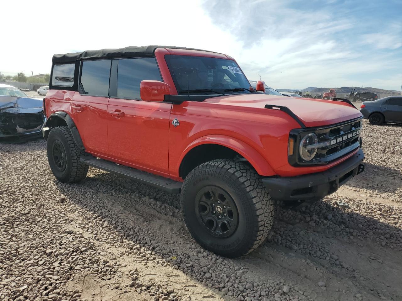 2022 Ford Bronco - Image 4