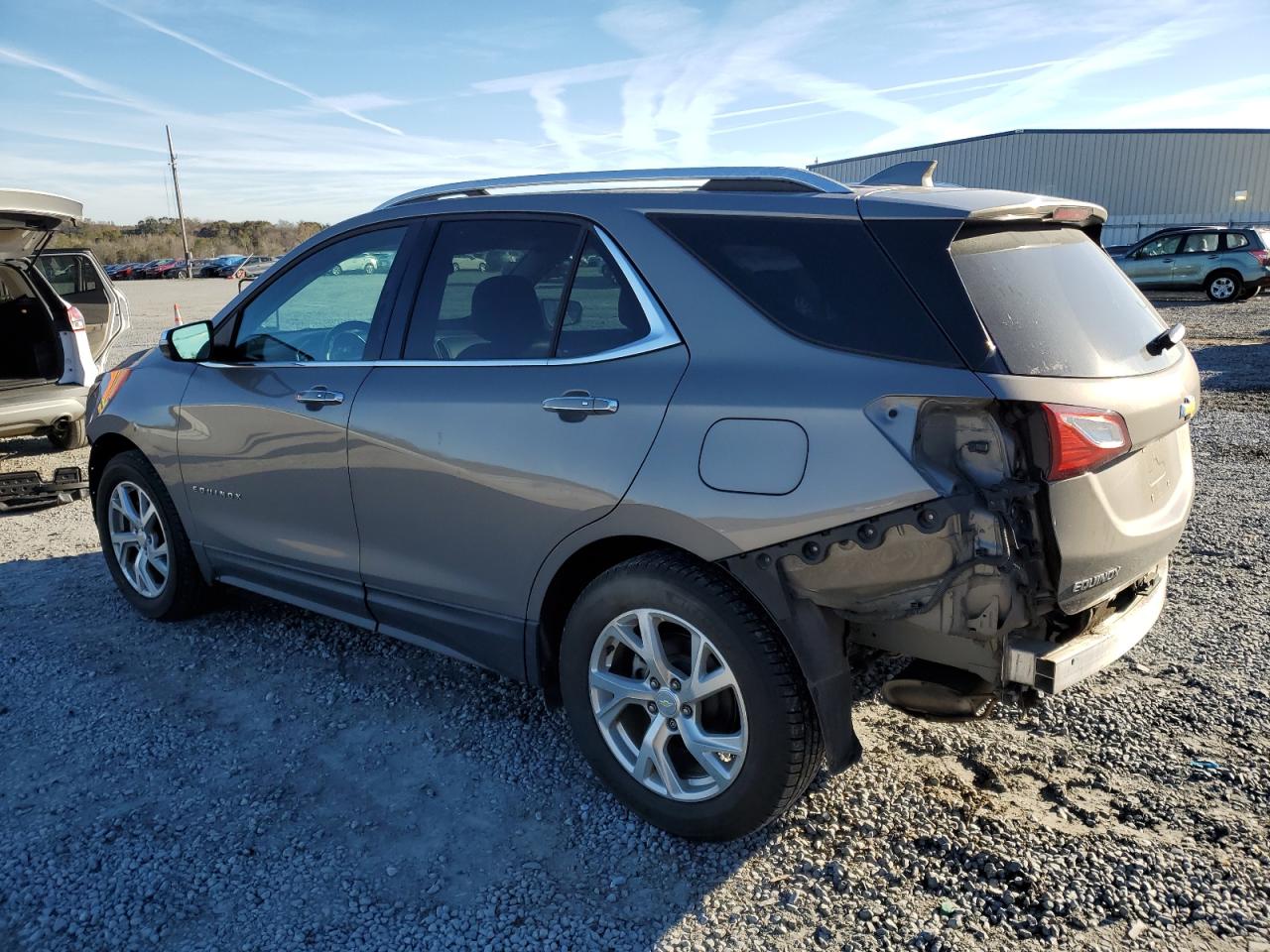 2018 Chevrolet Equinox - Image 2