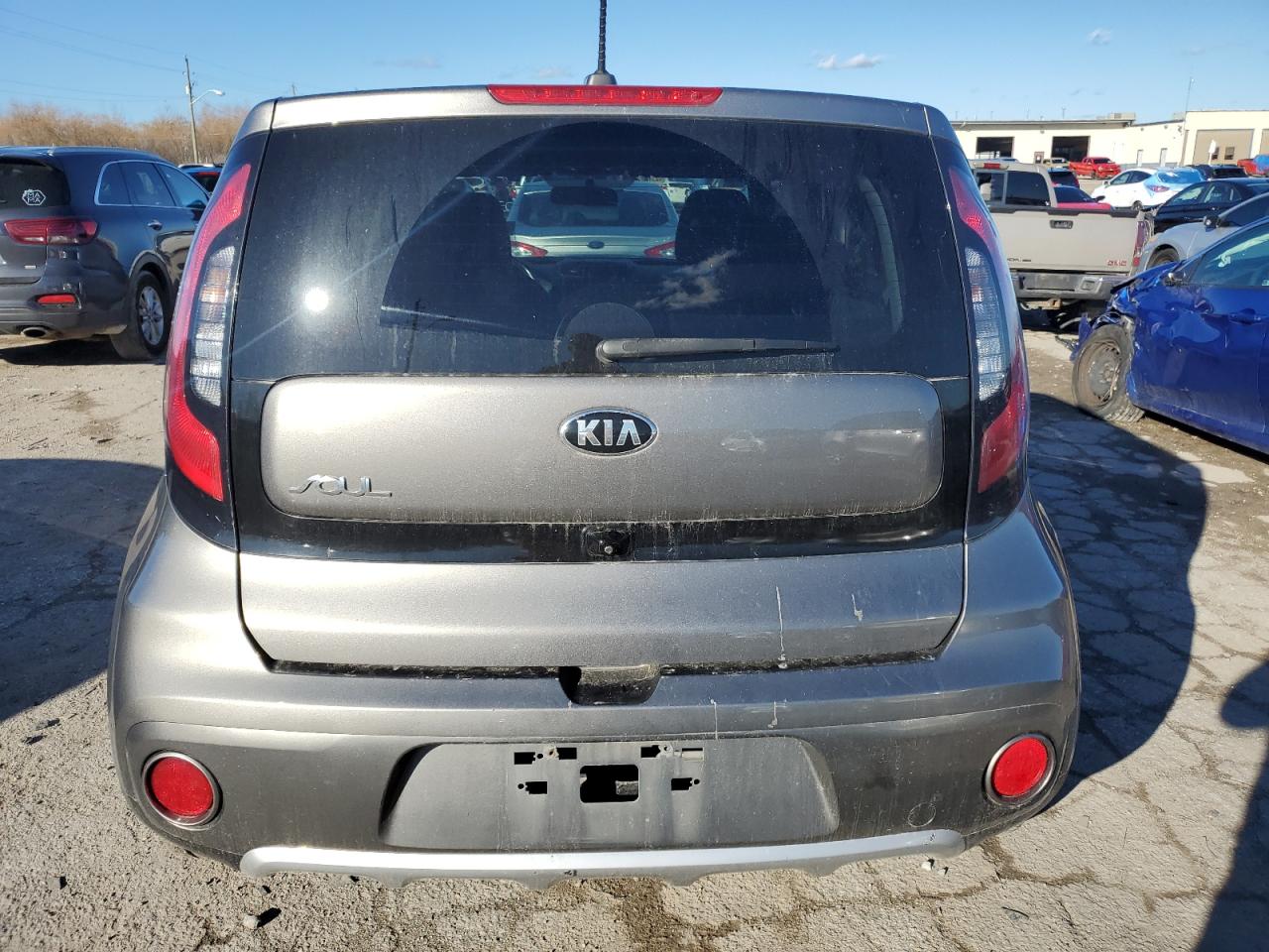 2017 Kia Soul + VIN: KNDJP3A55H7429925 Lot: 81249664