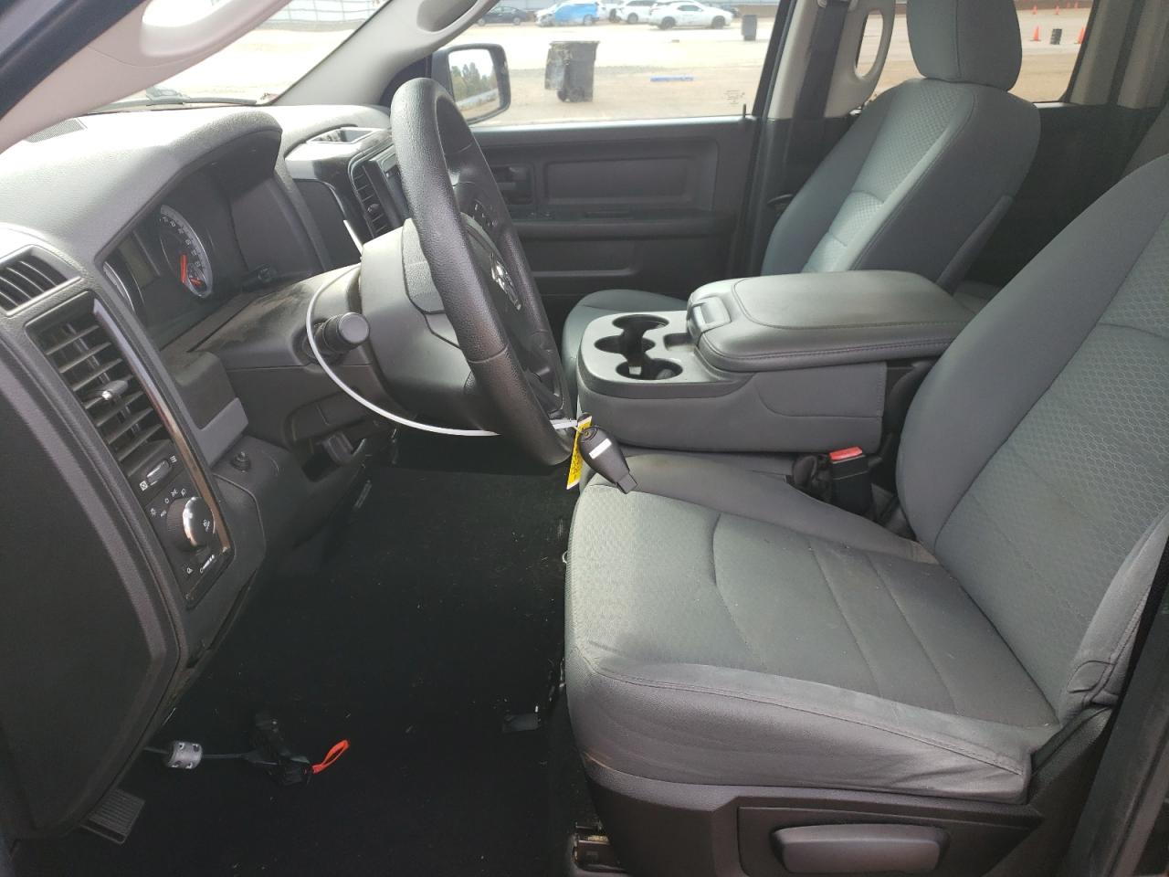 2014 RAM 1500 - Image 7