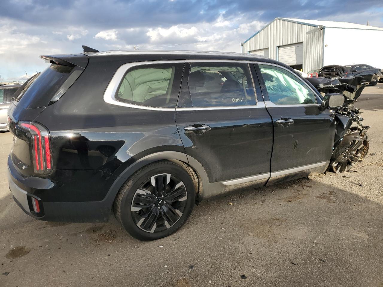 VIN 5XYP5DGC7RG478561 2024 KIA TELLURIDE no.3