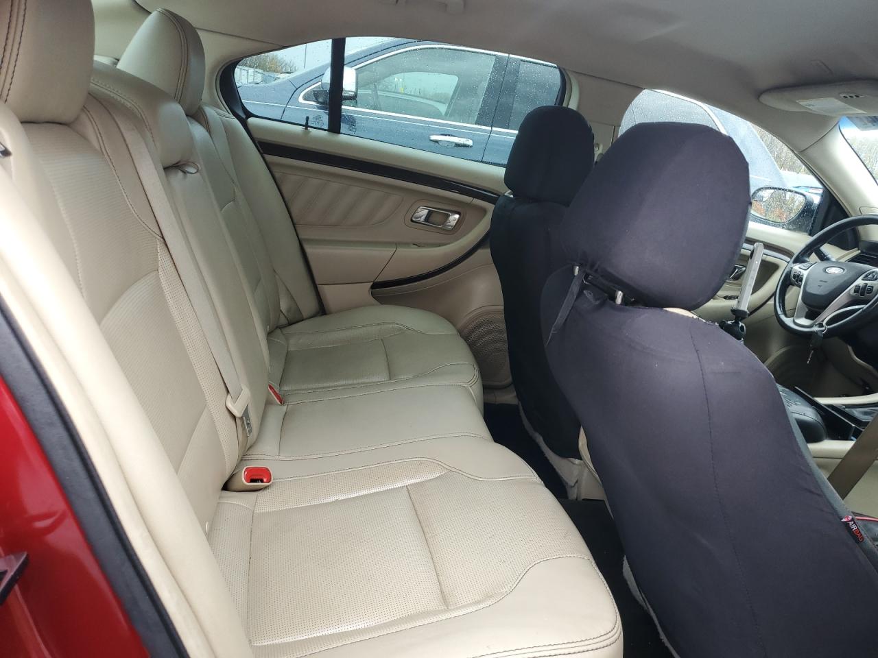 2013 Ford Taurus - Image 11