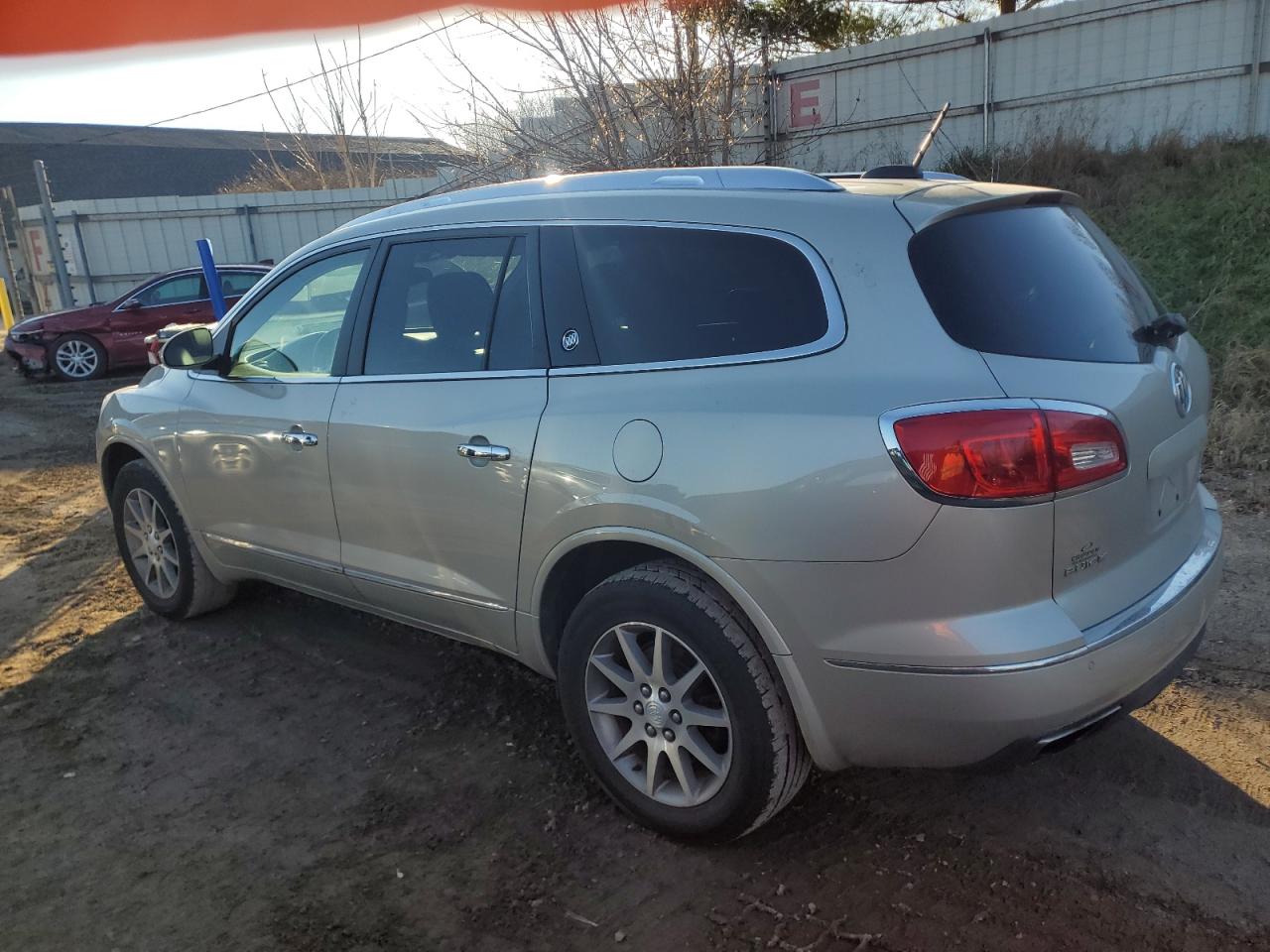 VIN 5GAKRBKD8HJ113616 2017 BUICK ENCLAVE no.2