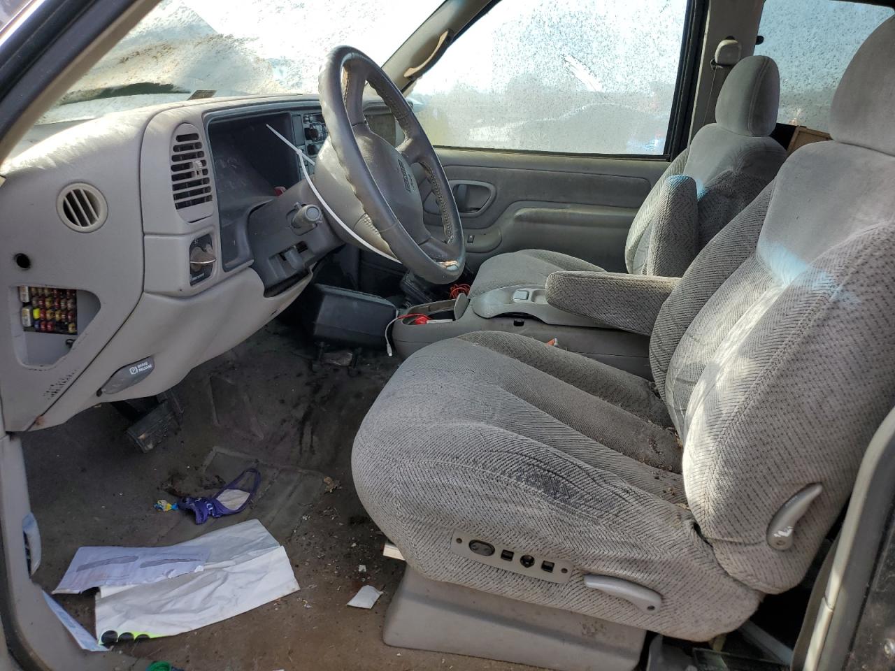 1999 GMC Sierra - Image 7