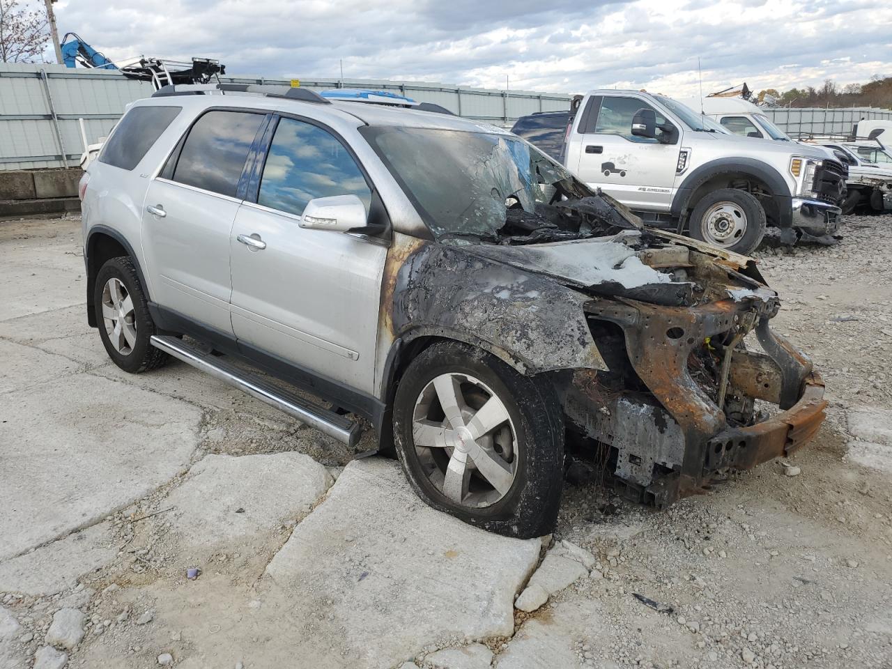 2010 GMC Acadia - Image 4