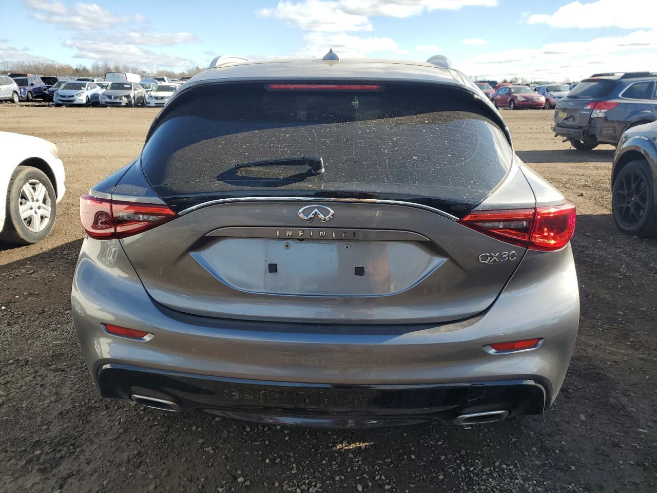 VIN SJKCH5CP9KA008569 2019 INFINITI QX30 no.6