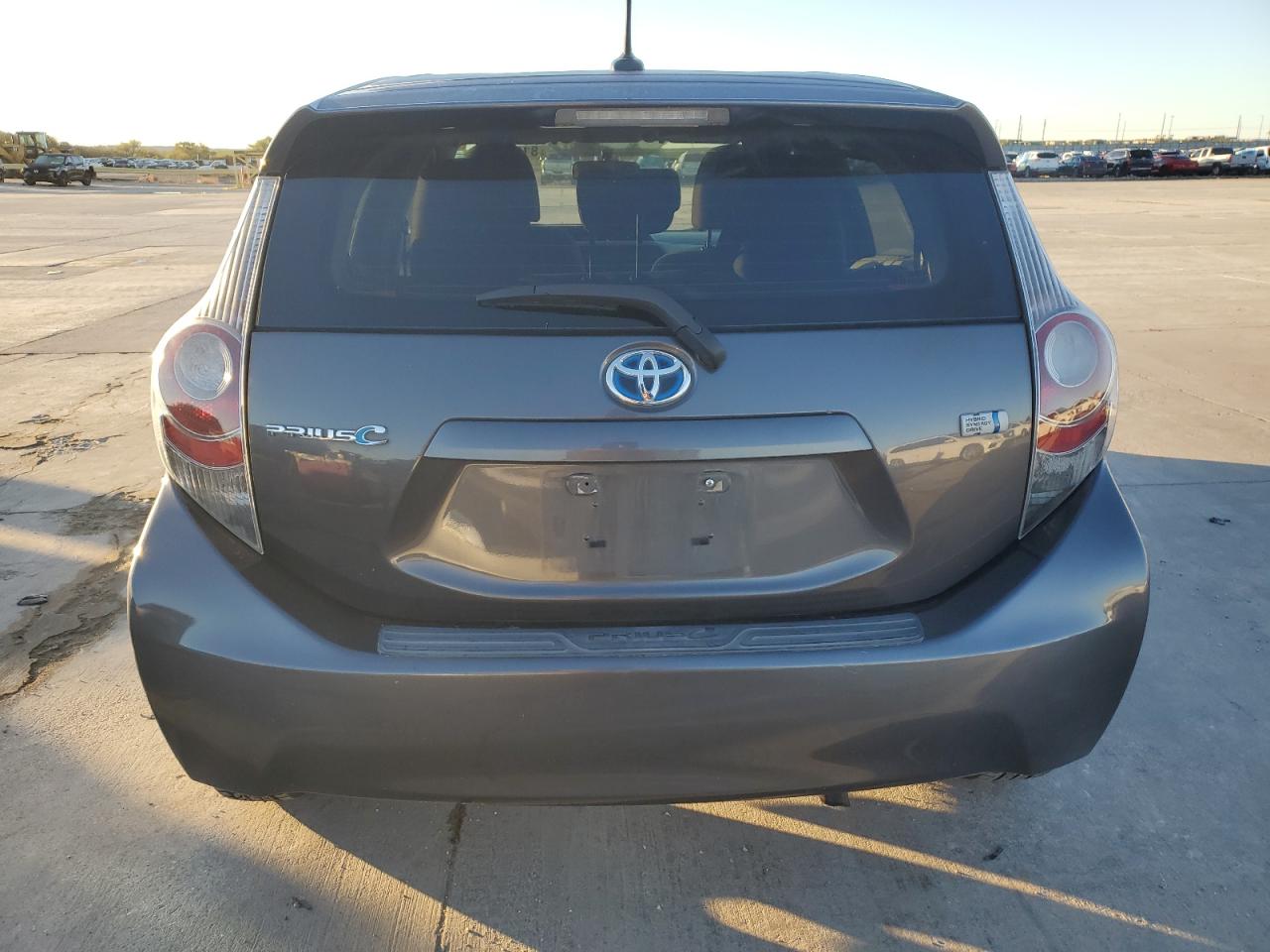 2012 Toyota Prius C VIN: JTDKDTB32C1014258 Lot: 81565624