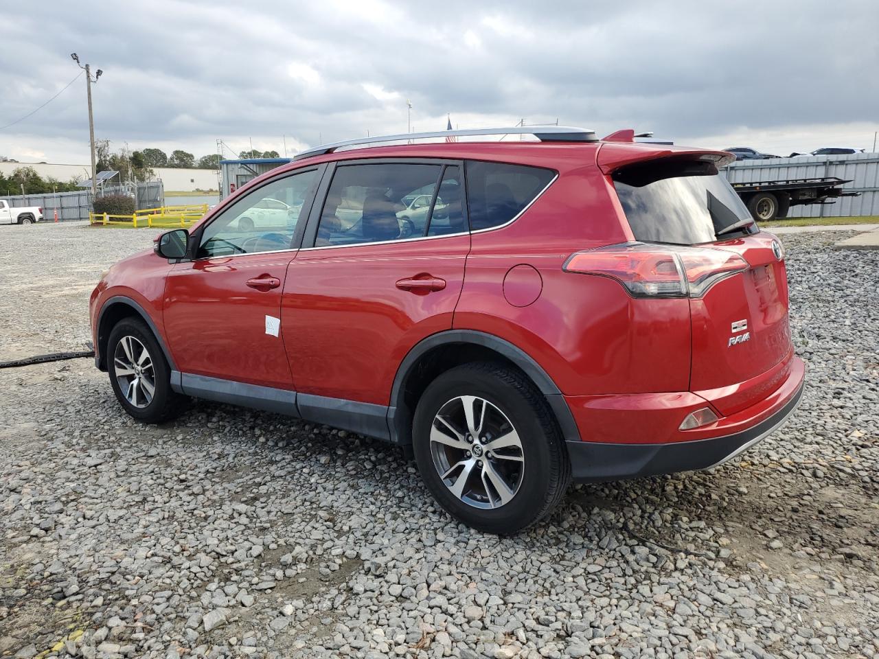 2017 Toyota RAV 4 - Image 2
