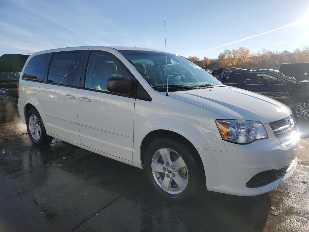 VIN 2C4RDGBG6DR774120 2013 DODGE CARAVAN no.4