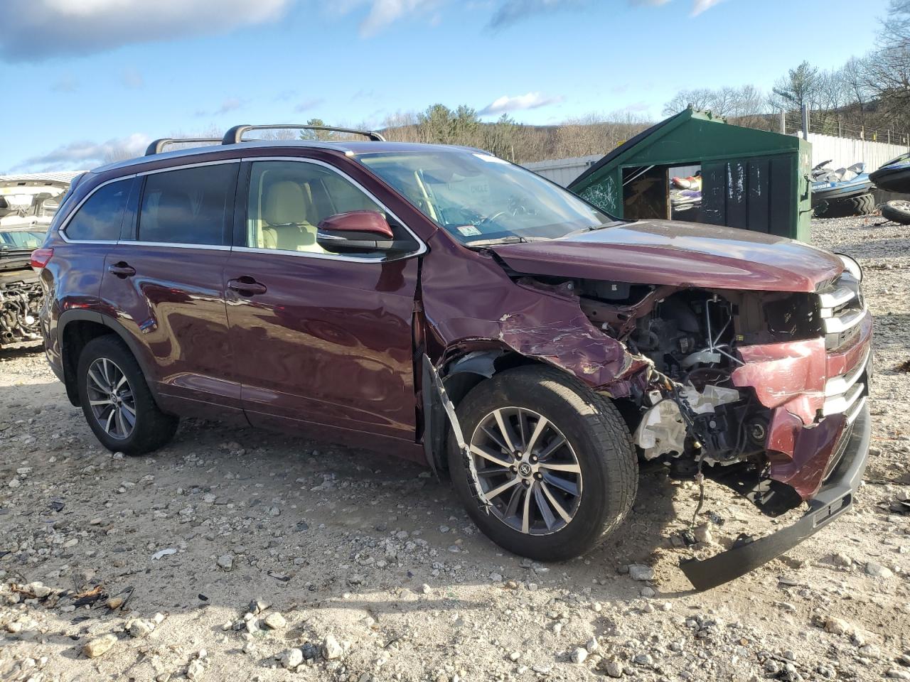 2017 Toyota Highlander - Image 4