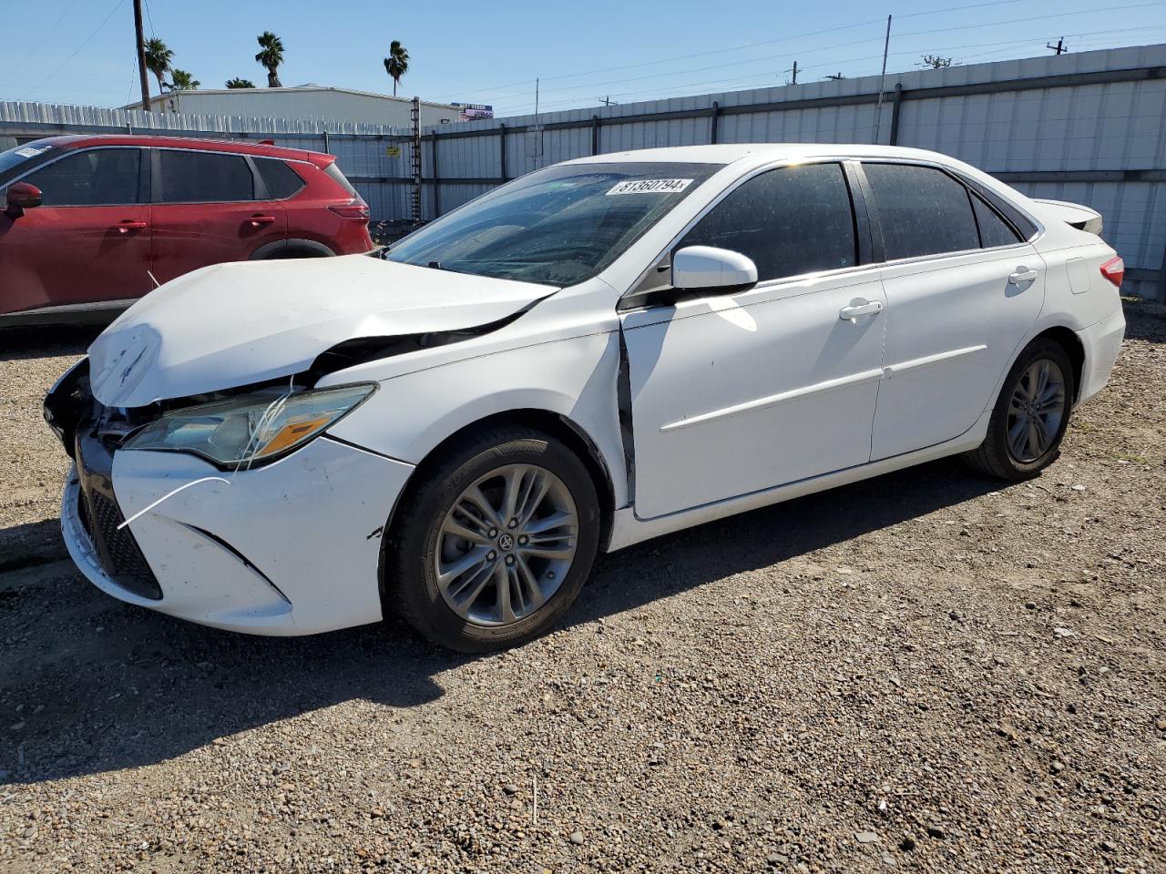 VIN 4T1BF1FK0GU610159 2016 TOYOTA CAMRY no.1