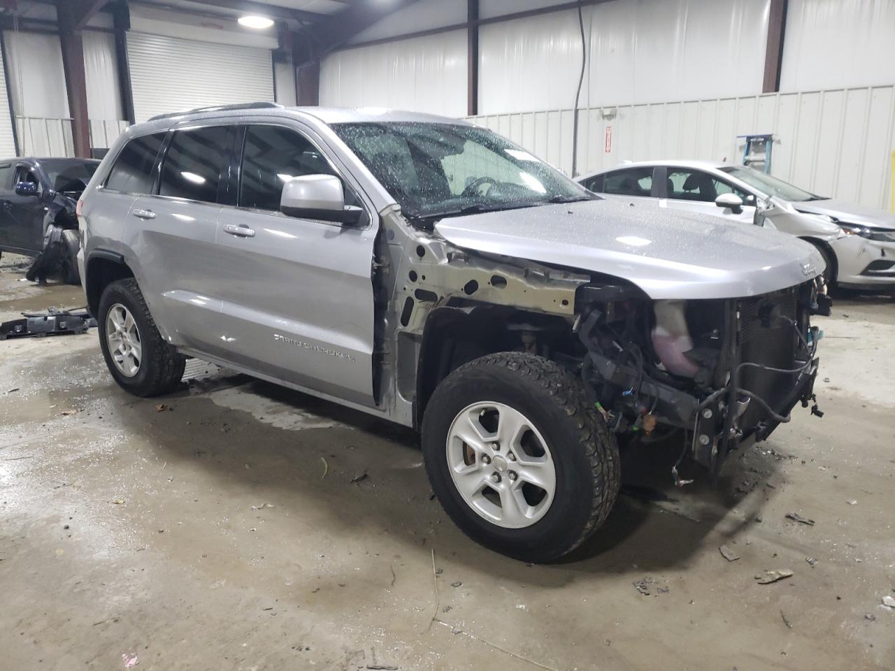 2015 Jeep Grand Cherokee - Image 4