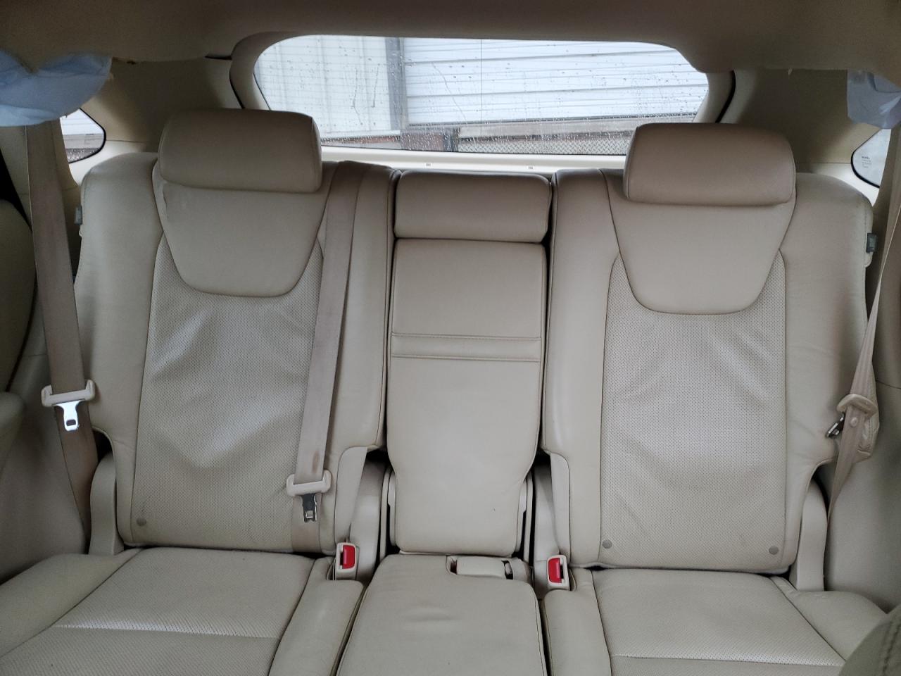 2010 Lexus RX - Image 10
