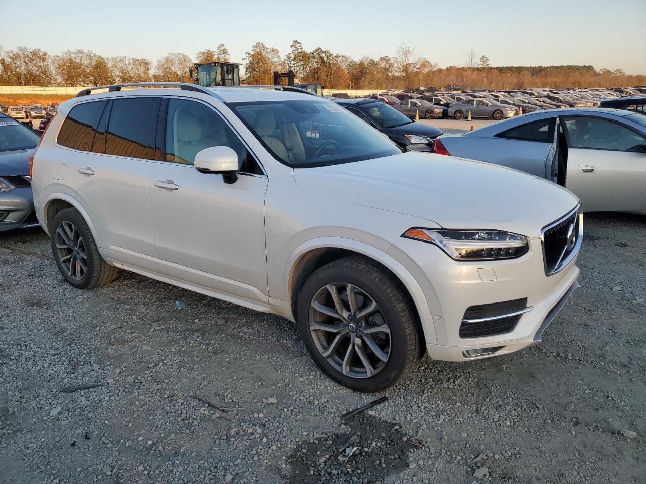 2017 Volvo XC90 - Image 4