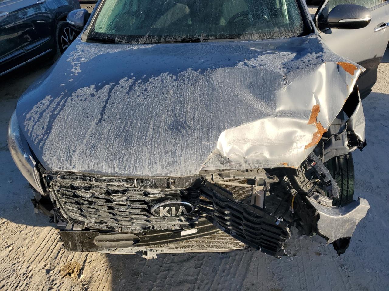 2019 Kia Sorento - Image 12