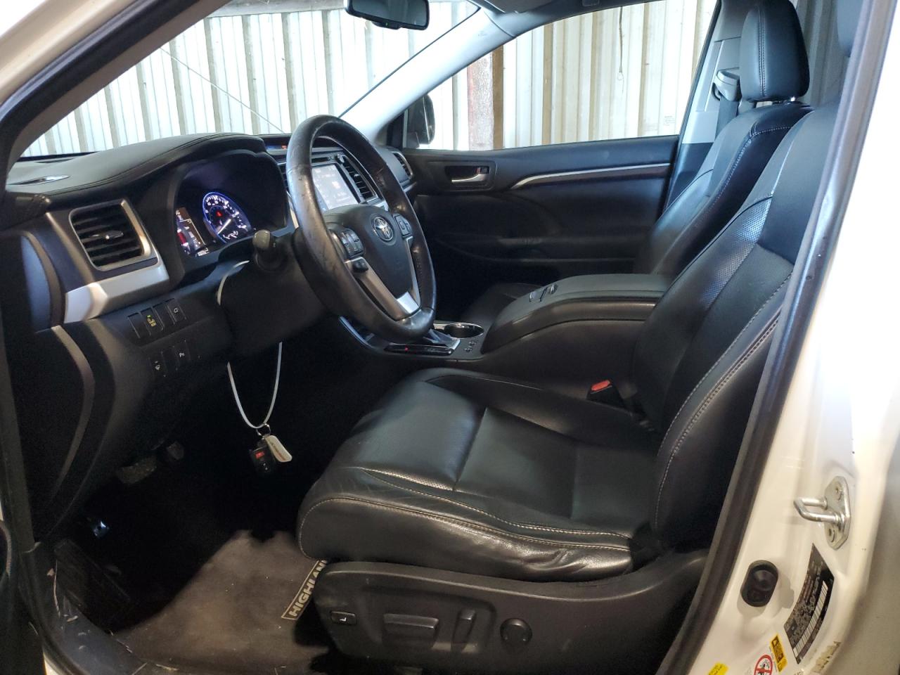 2015 Toyota Highlander - Image 7