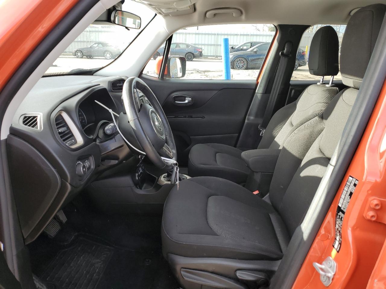 2016 Jeep Renegade - Image 7