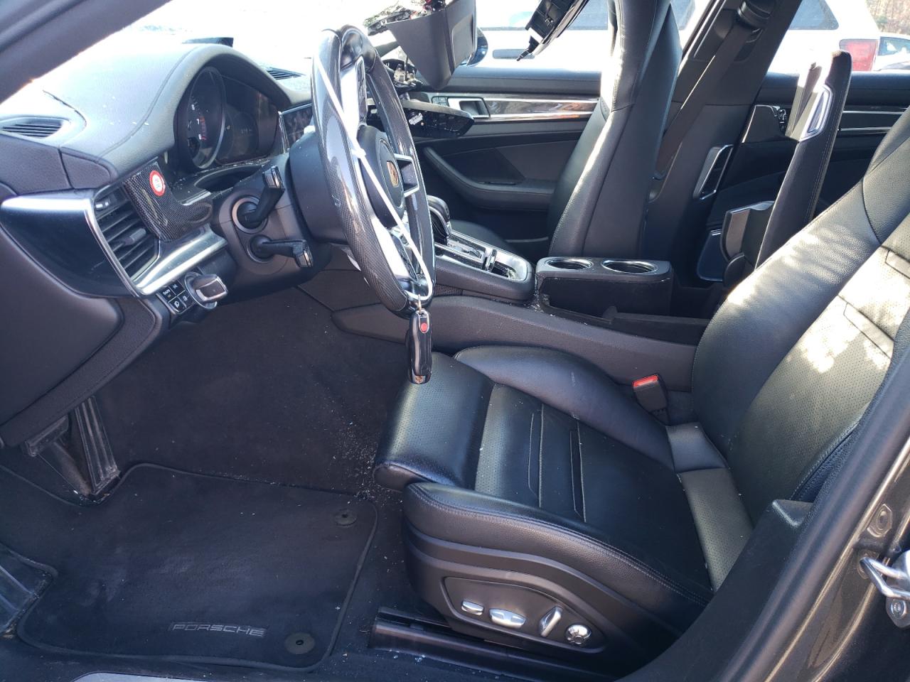 2020 Porsche Panamera - Image 7