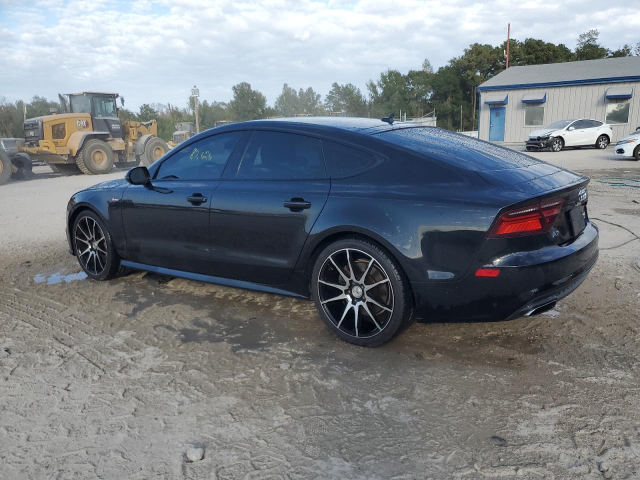 VIN WAUWGAFC4GN185984 2016 AUDI A7 no.2