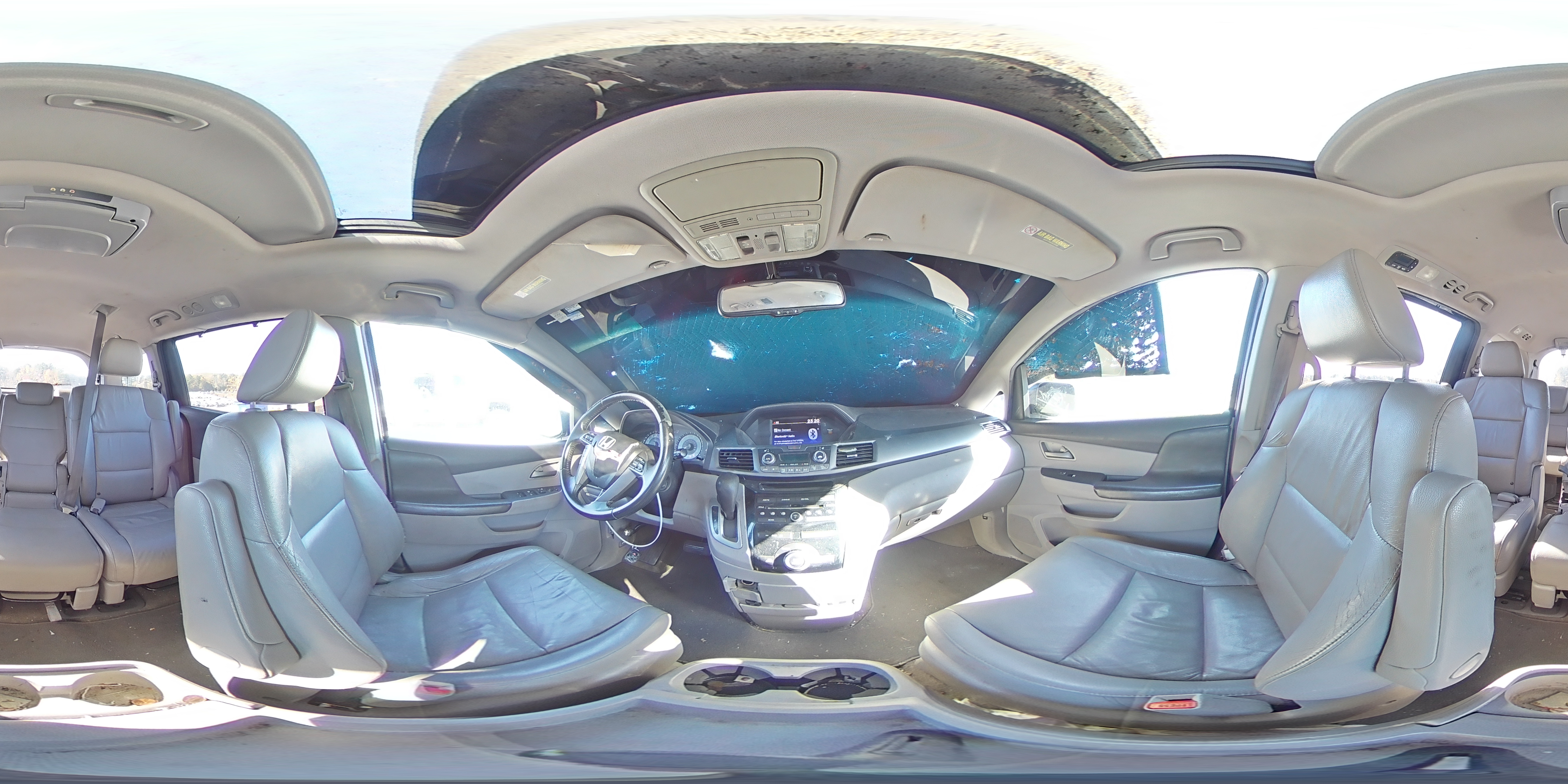 2011 Honda Odyssey - Image 14