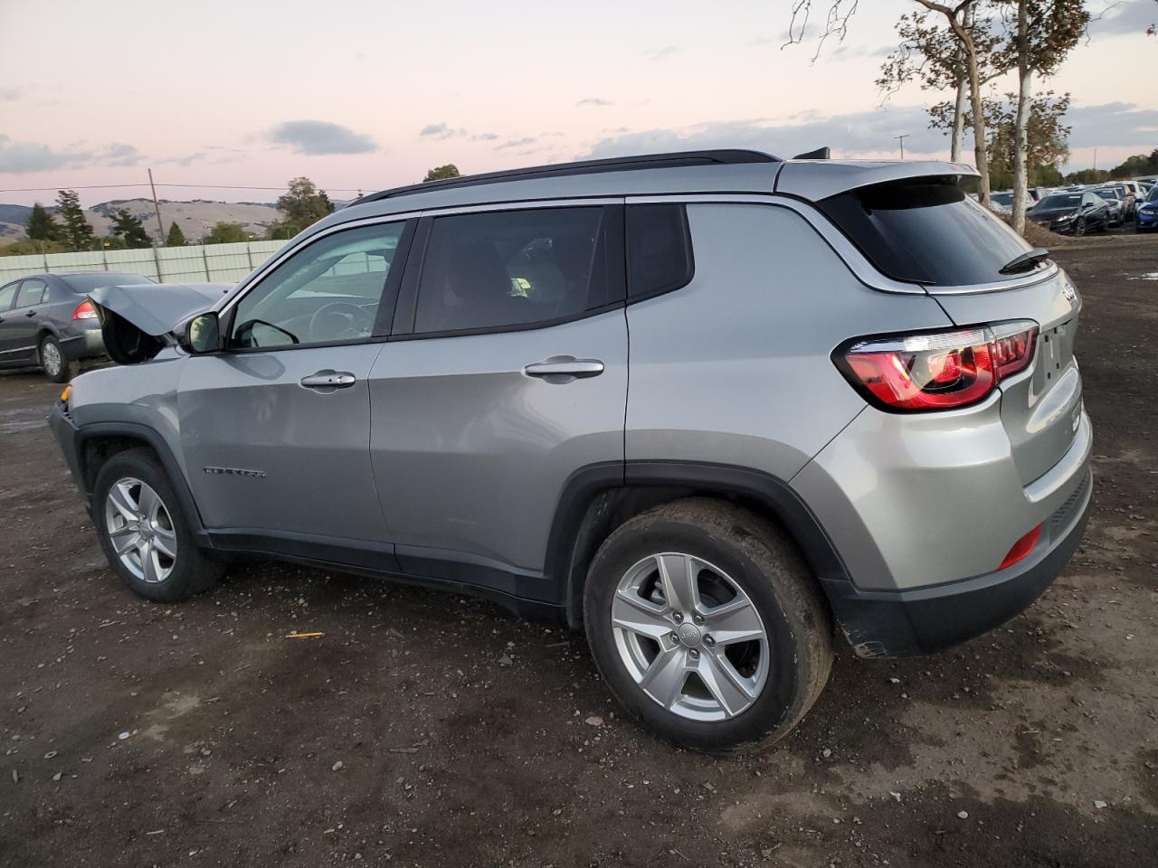 2022 Jeep Compass - Image 2