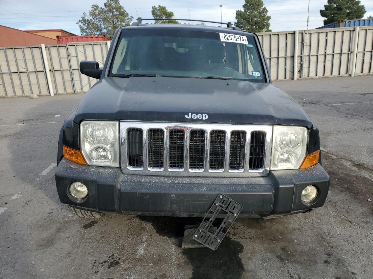 2010 Jeep Commander - Image 5