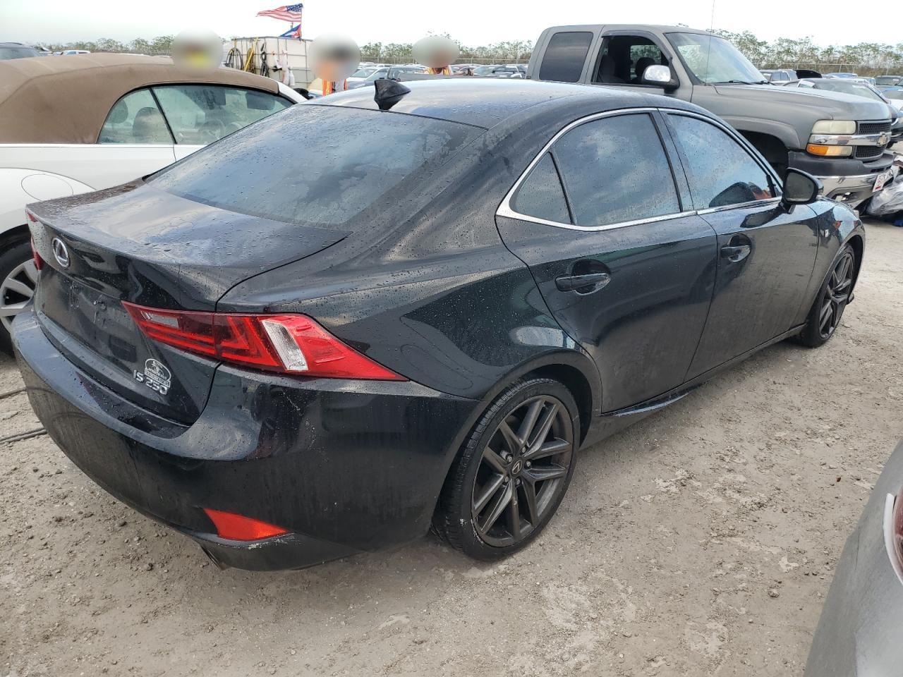 2014 Lexus IS - Image 3
