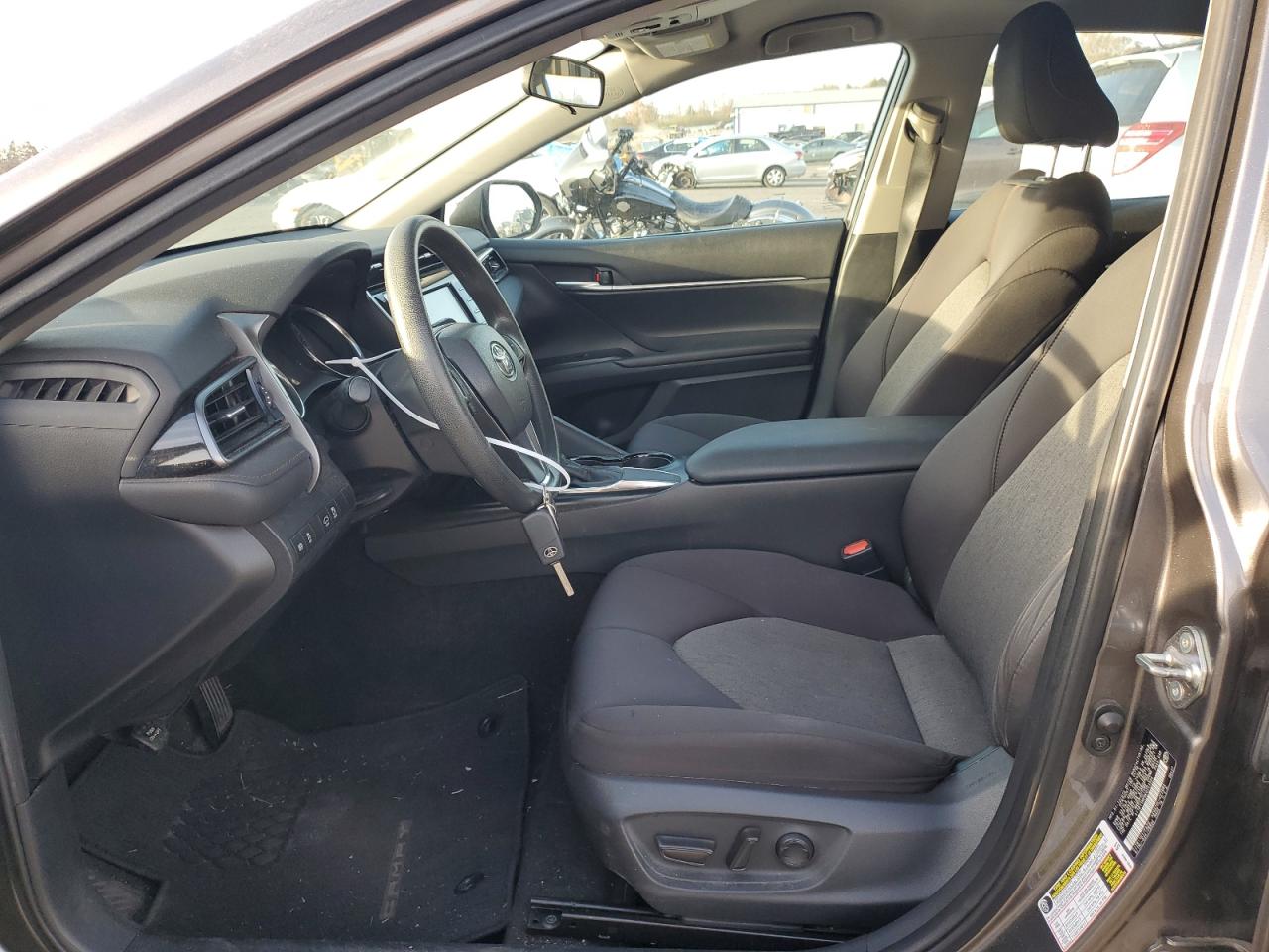 2019 Toyota Camry - Image 7