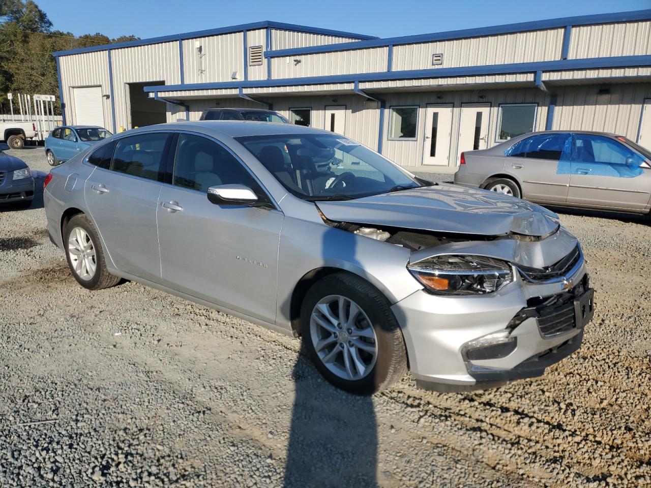 2017 Chevrolet Malibu - Image 4