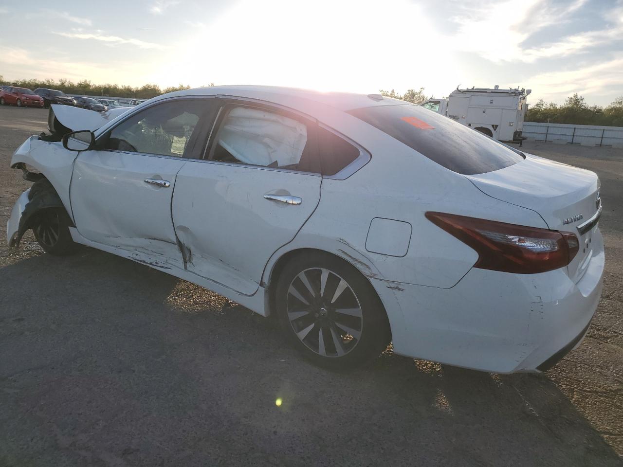 2018 Nissan Altima - Image 2