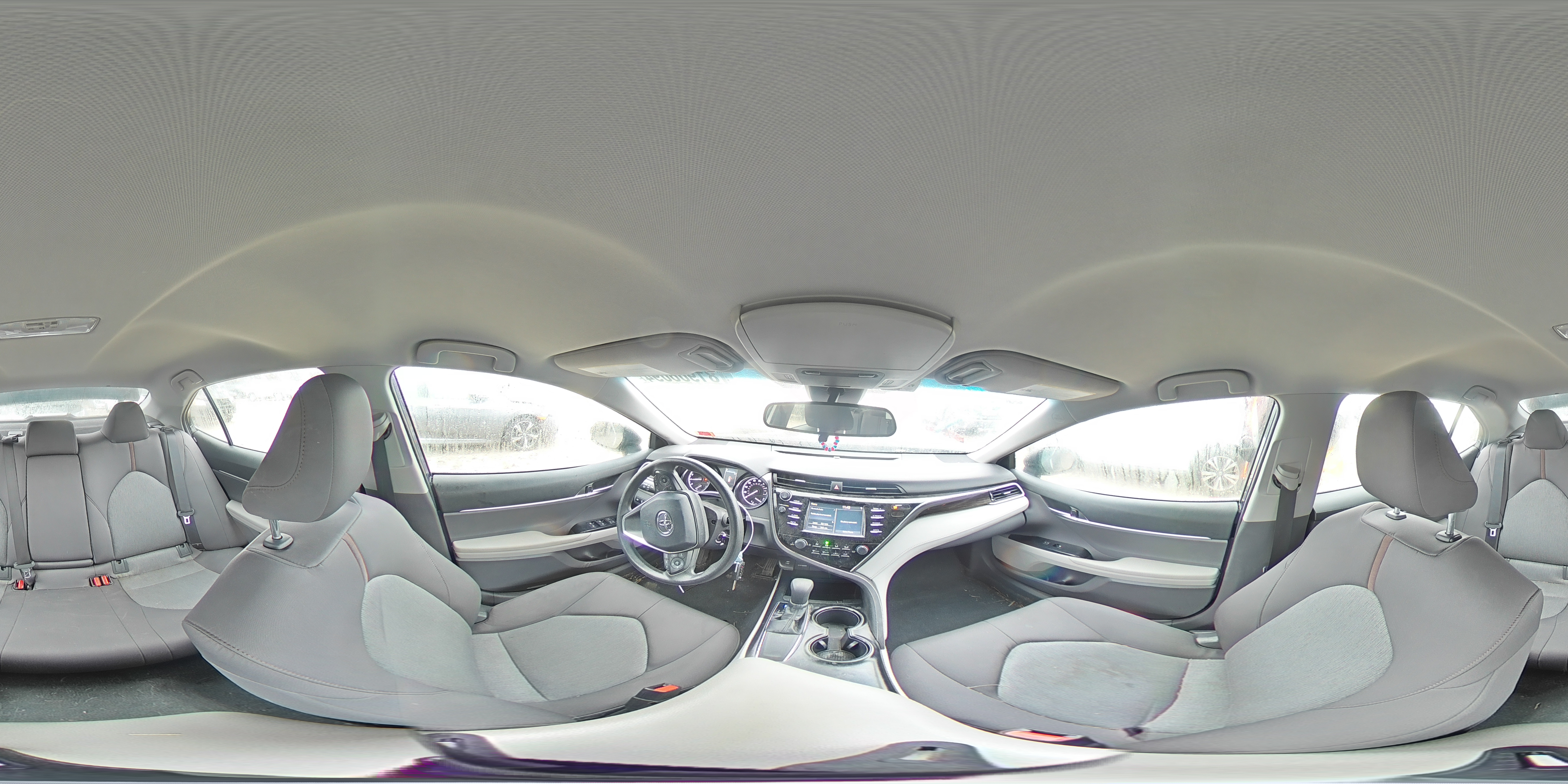2018 Toyota Camry - Image 13