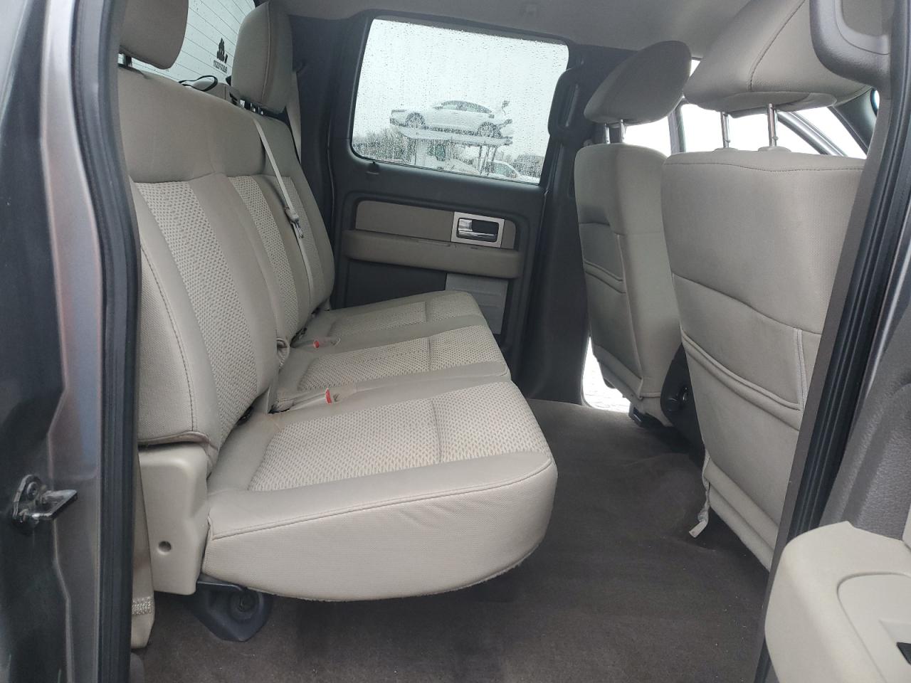 2010 Ford F-150 - Image 10