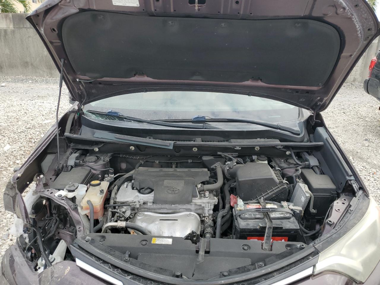2018 Toyota RAV 4 - Image 11