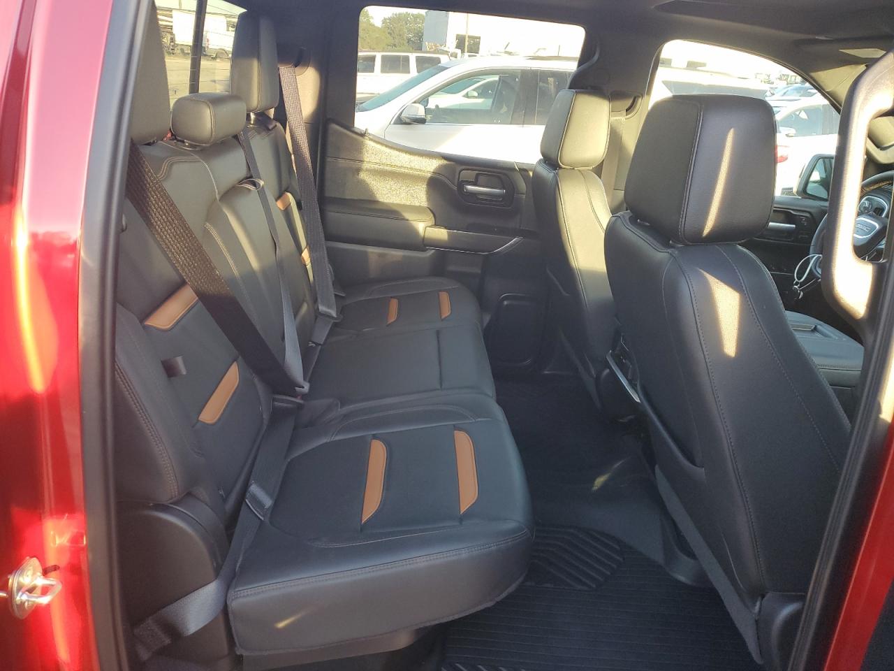 2022 GMC Sierra - Image 10