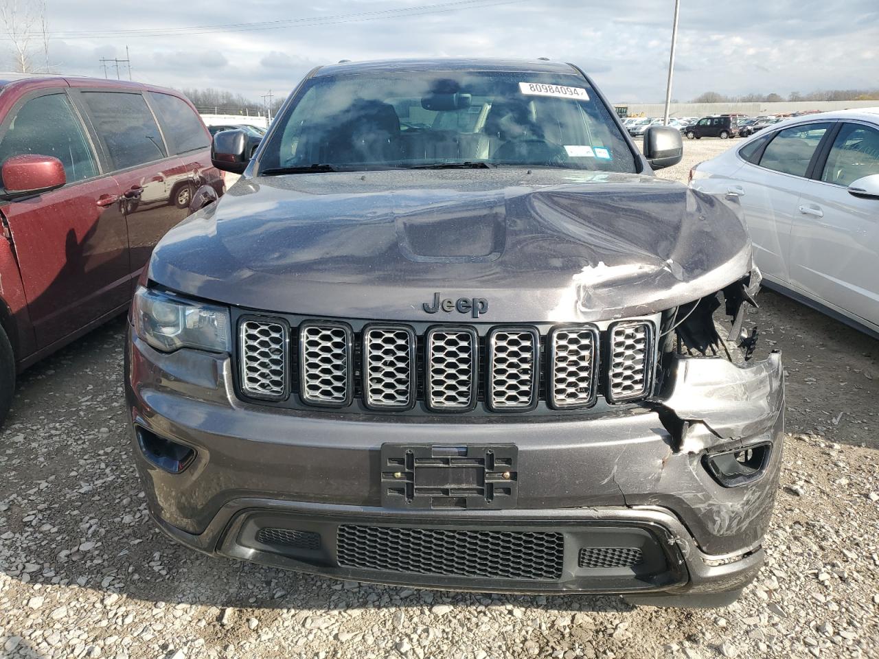 2017 Jeep Grand Cherokee - Image 5