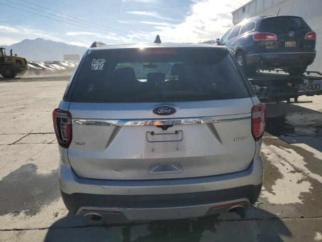  FORD EXPLORER 2017 Srebrny