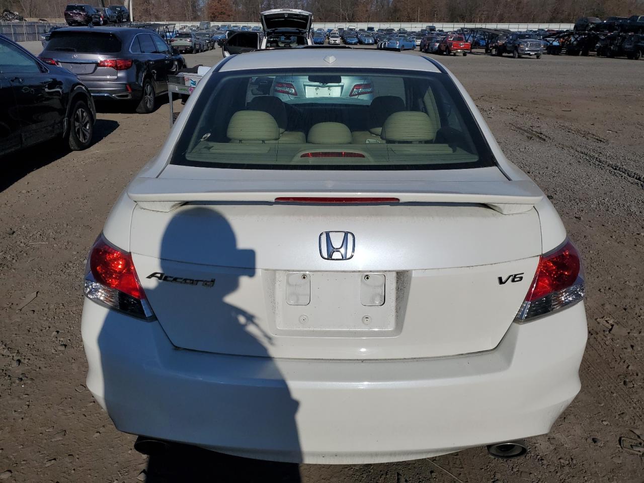 2009 Honda Accord Exl VIN: 1HGCP36819A016921 Lot: 81181624