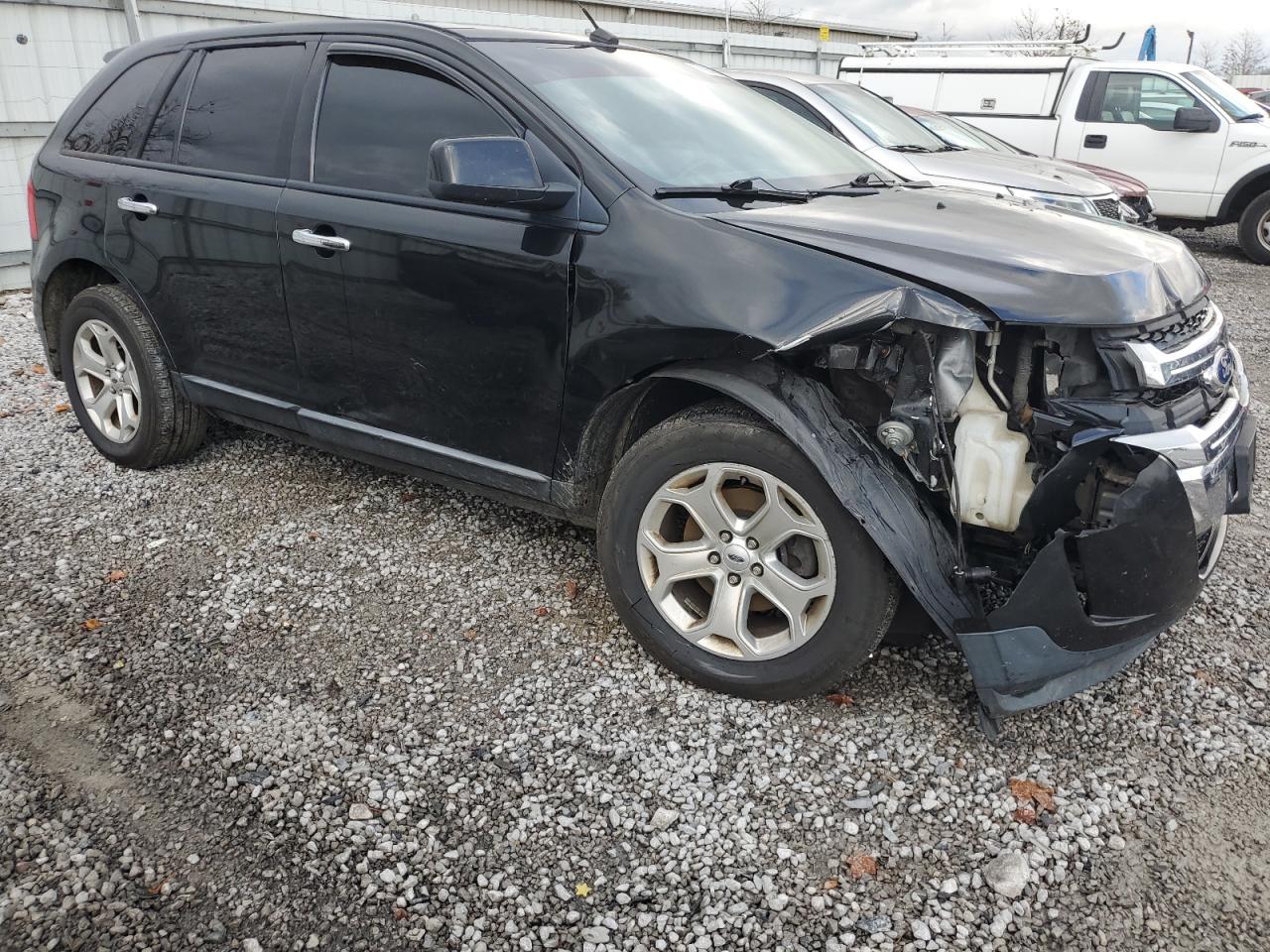 2011 Ford Edge - Image 4