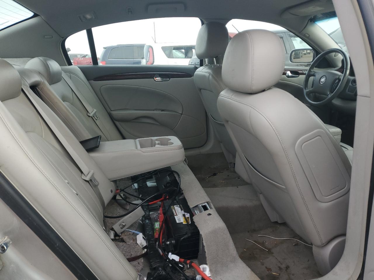 2007 Buick Lucerne - Image 10