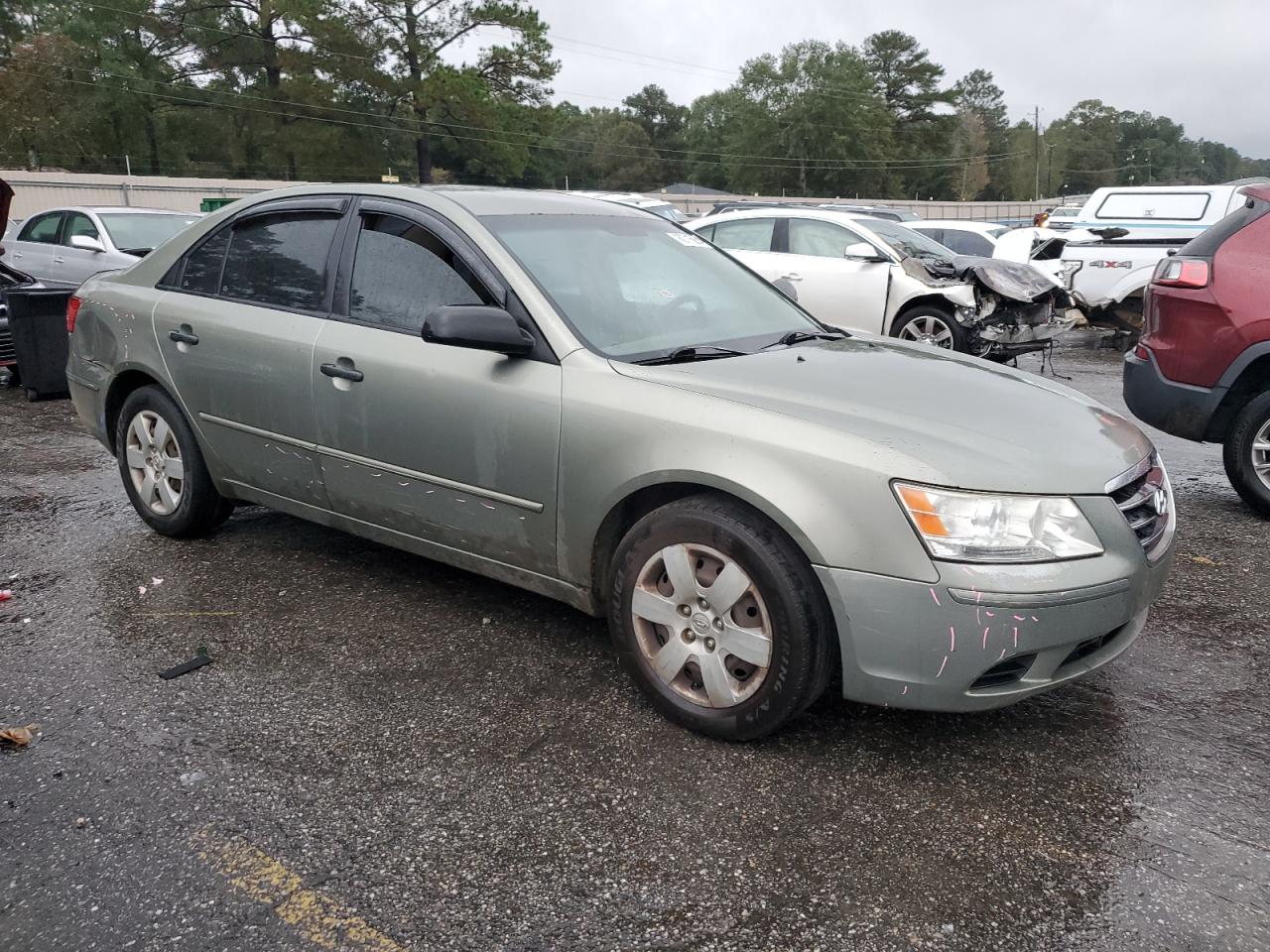 2010 Hyundai Sonata - Image 4